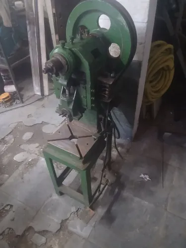 Prensa excêntrica 4 toneladas 220V 