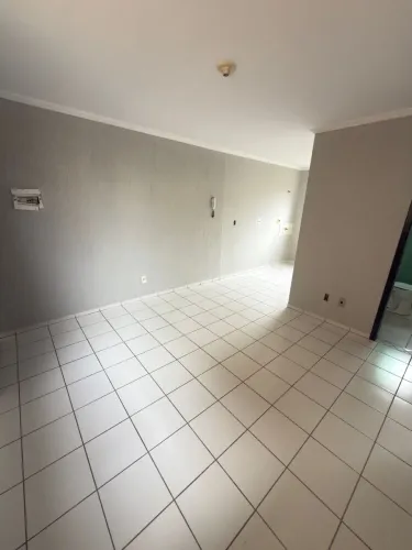 Apartamento para Aluguel no Tatuquara - Excelente Localização | 2 quartos