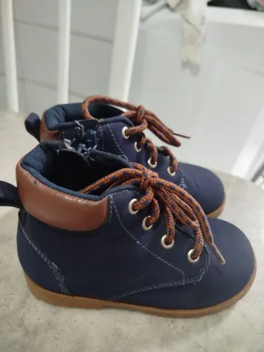 Bota infantil