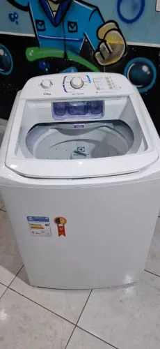 Máquina de lavar Electrolux 13kg