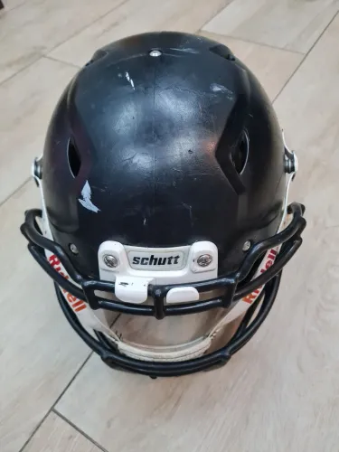 HELMET