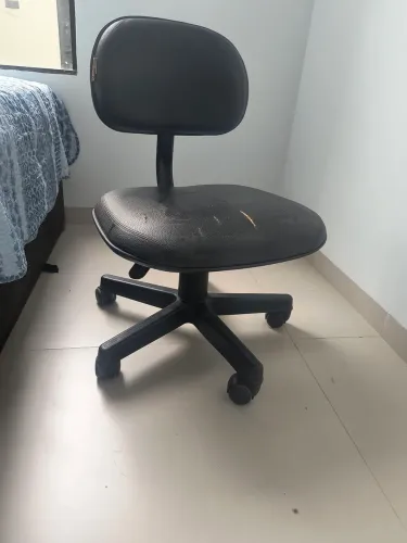 Vendo caseira para estudo ou escritório