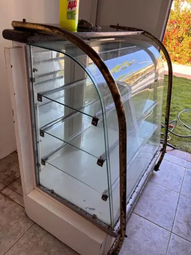 Baleiro e balcão 
