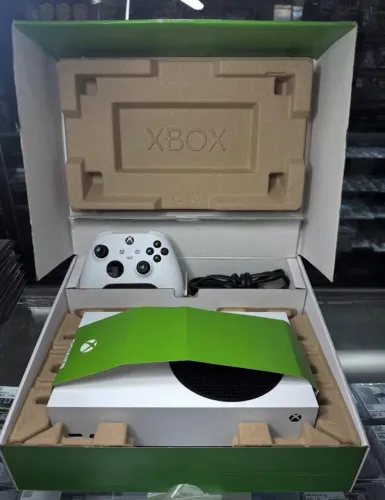 Game Xbox serie S 512gb semi novo