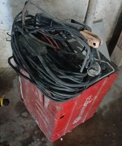 Máquina de solda bivolt