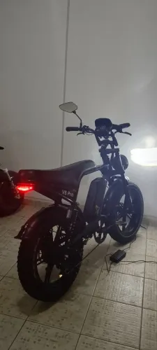 V8 pro
