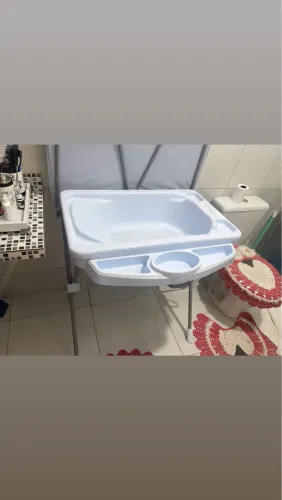 Banheira e trocador (Galzerano)
