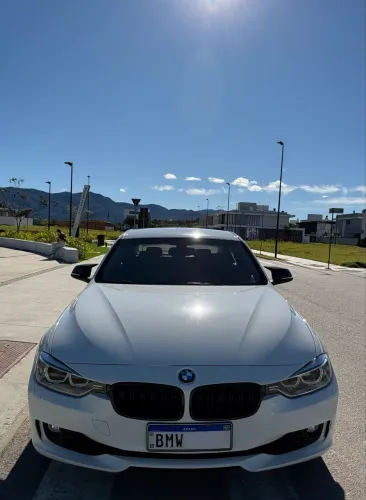 BMW 320I A 2.0 Turbo/activeflex 16V 184cv 4P 2014
