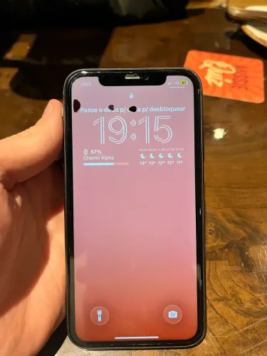 iPhone 11