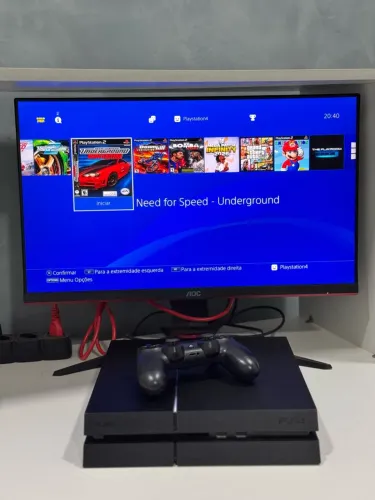 PlayStation 4 com vários jogos!