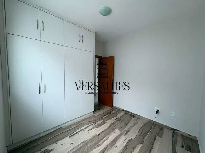 Cobertura para alugar com 3 quartos , 02 banheiros , 3 vagas de garagem Bairro Santa Amél