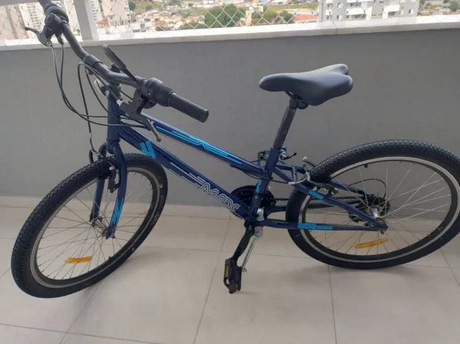 Bicicleta Caloi aro 24 com 21 marchas