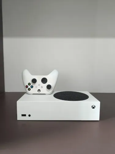 Xbox series S Seminovo (em até 12x)