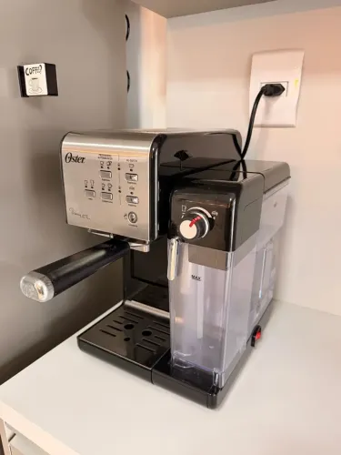 Cafeteira Oster Espresso