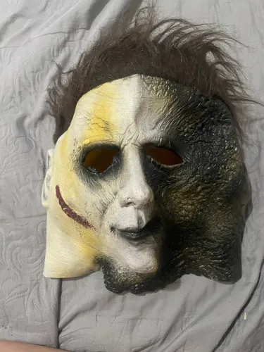 máscara importada Michael Myers