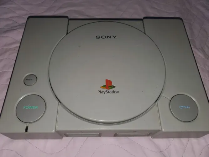 Playstation 1 Fat com leitor 100%
