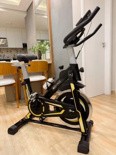 Bicicleta Spinning WCT Fitness