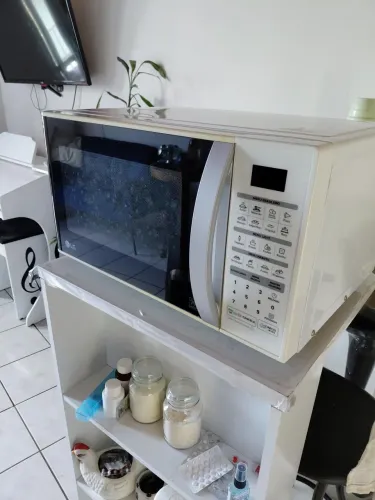 Microondas LG 30 Litros Easy-Clean excelente 