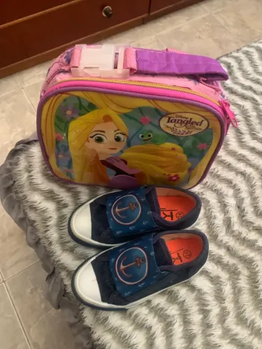 Conjunto infantil mochila térmica + tênis