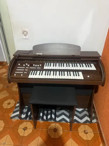 Órgão digital acordes