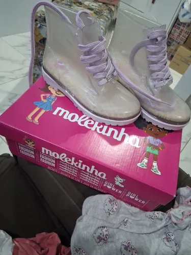 Bota molekinha nova