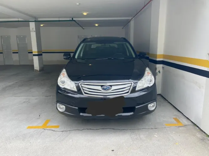 Subaru Outback 3.6 H6 SW Aut. 2011