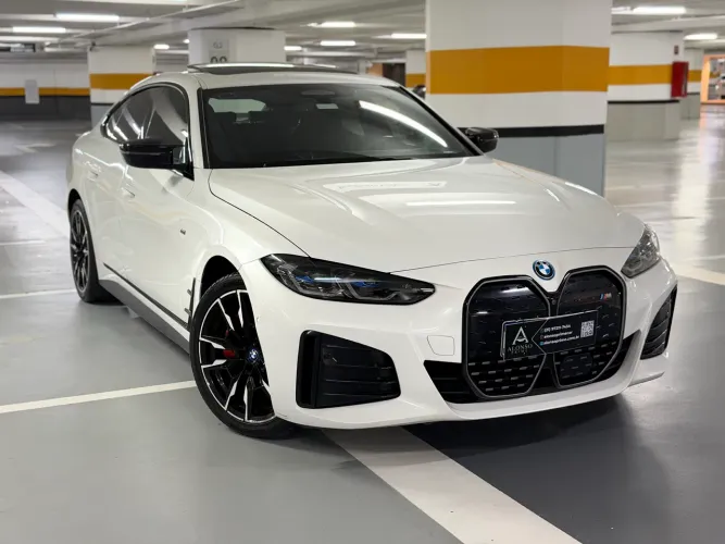 BMW i4 M50 (elétrico) 2023