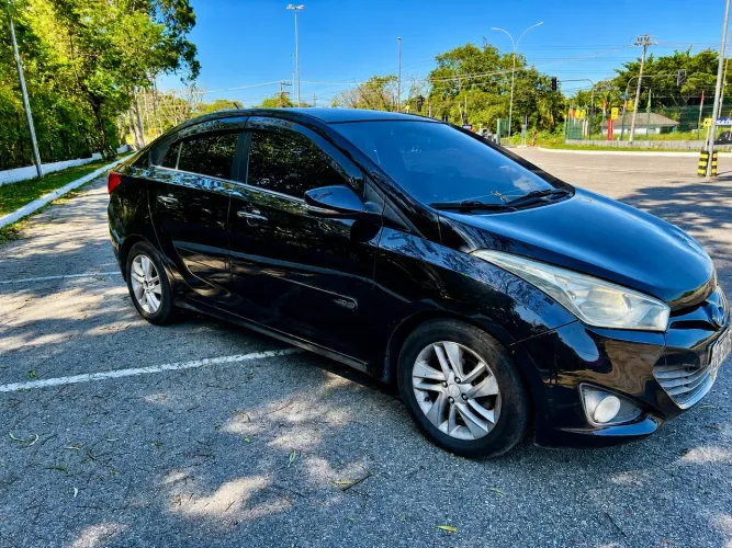 Hyundai HB20 Premium 1.6 Flex 16V Mec. 2014