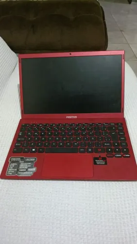 Positivo Motion Red