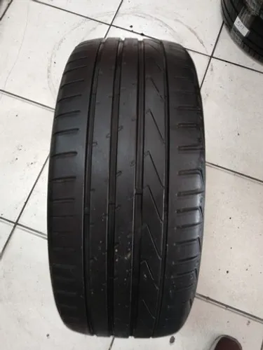Pneu Usado Aro 275/40 20 Delinte Runflat JG521