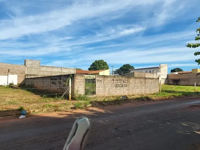 Terreno Morada do Ouro murado
