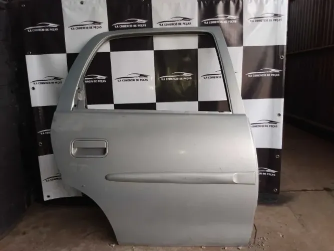 Porta traseira direita corsa
