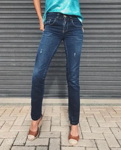 Calça jeans manequim 36 + blusa de presente