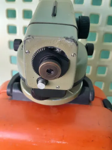 3 Teodolito nível NA1wild 750 cada8