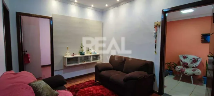 Casa mobiliada de 3 quartos para locação no bairro Floresta!