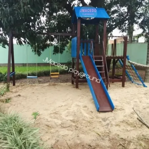 Parquinho torre balanço