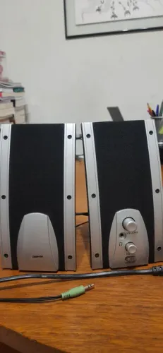 Caixas de som Leadership 