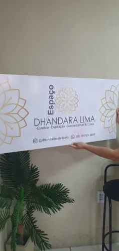 Placa de PVC com sua logomarca para fachada de loja
