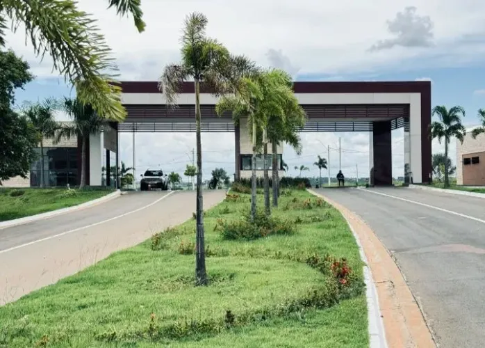 Lote condomínio fechado quitado (solar Itália)