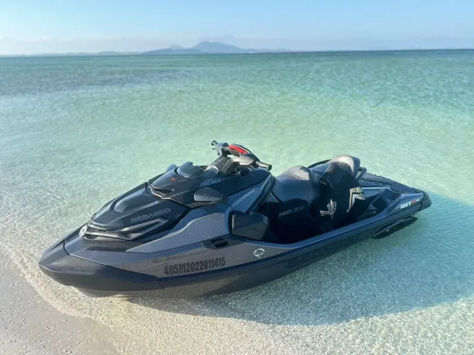 Jet RXT-X 300 - Ano 2022 com carretinha- Muito novo, sem detalhes