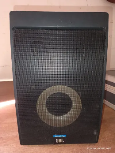 Par de Caixa de Som JBL Control 5 Plus