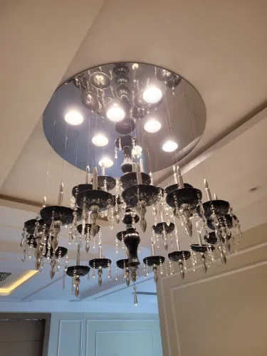 Lustre Moderno de Cristal - Elegância e Sofisticação