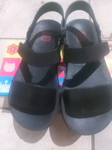 Sandália infantil Tamanho 29