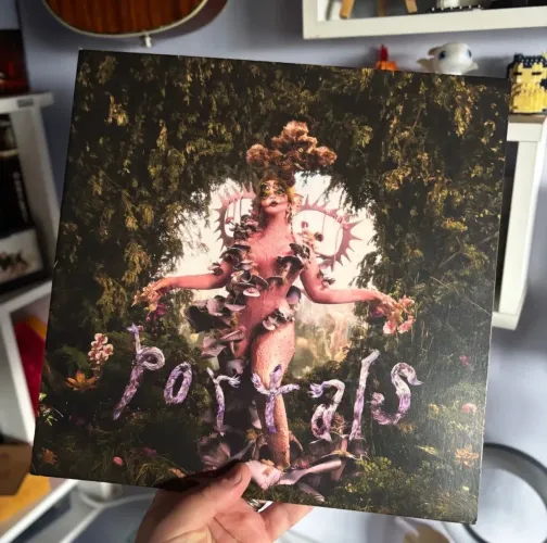 melanie martinez portals vinil baby pink
