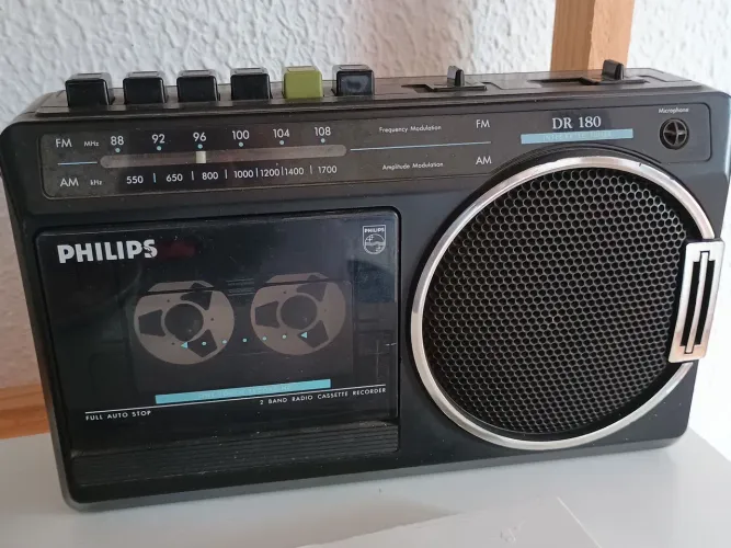 Rádio gravador Philips vintage