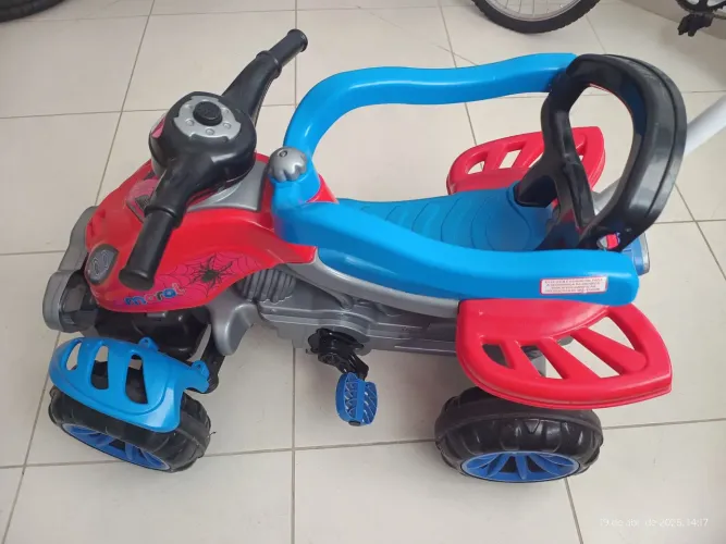 Motoca infantil 