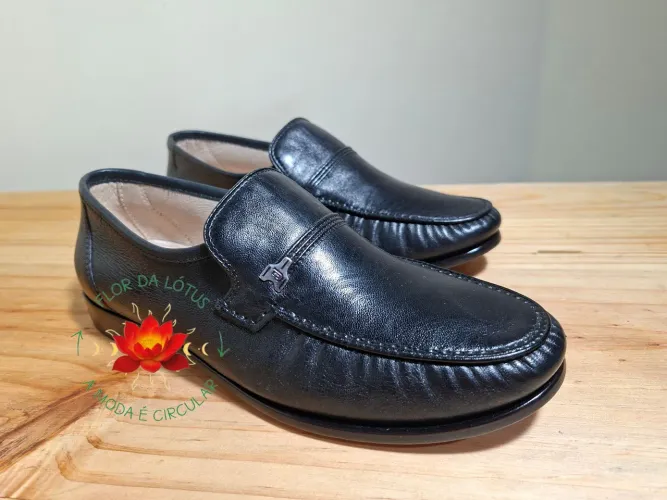 Mocassim Preto em Couro Jacometti Tam.37 [Palmilha 25,5cm] 