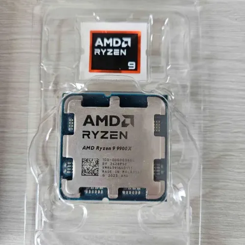 Processador AMD Ryzen 9 9900X, 12-Core, 24-Threads, 4.4GHz (5.6GHz Turbo), Cache 76MB, AM5