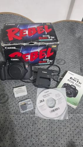 Canon T5i completa 