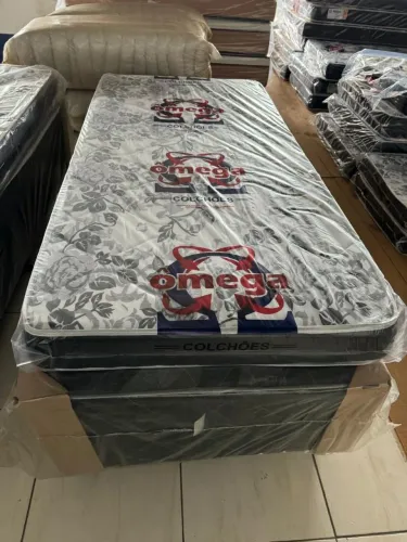 Cama solteiro base com colchão 660
